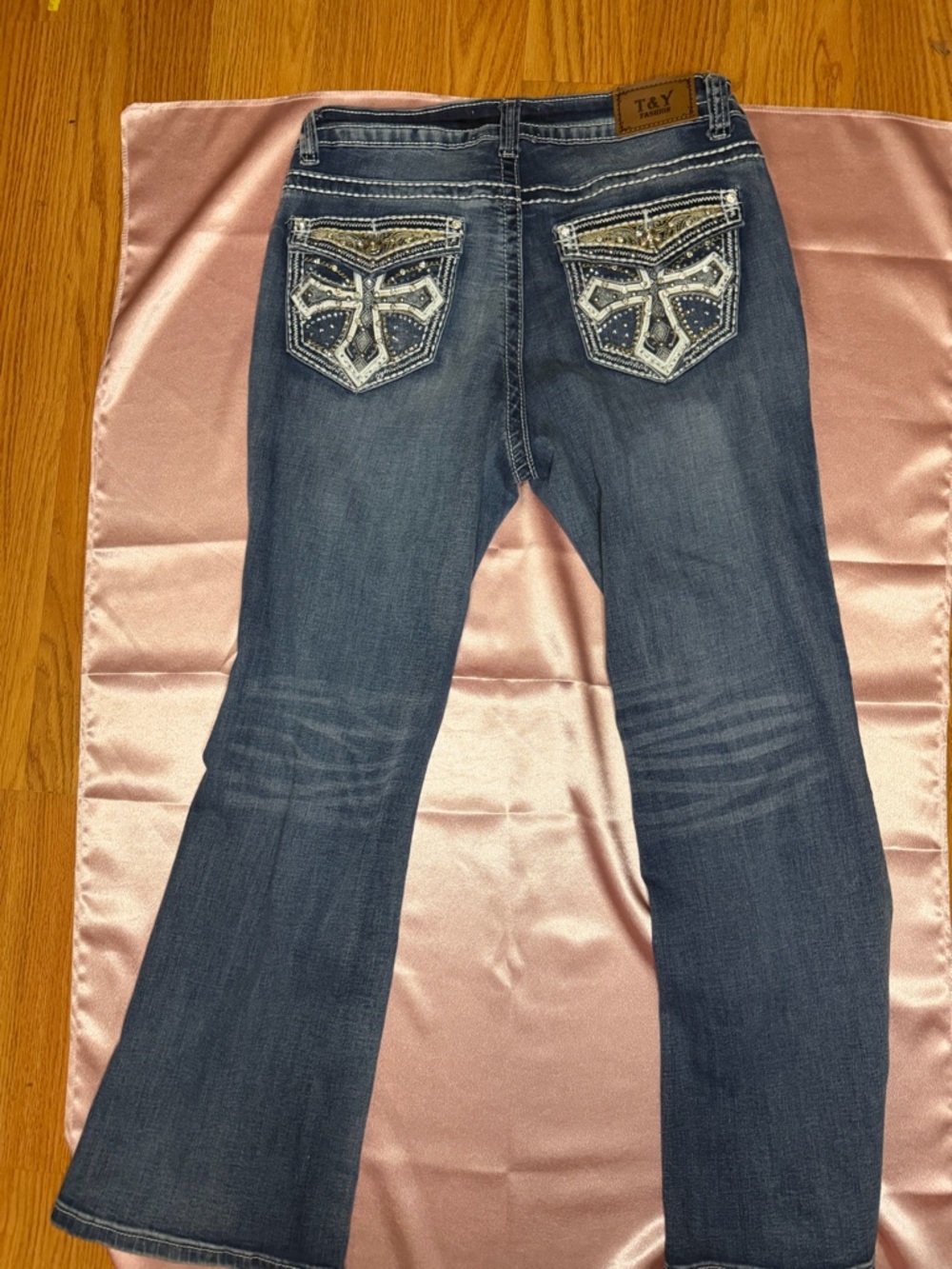 T&Y Fashion Embroidered Cross Pocket Bootcut Jeans Size 11/12 Y2K